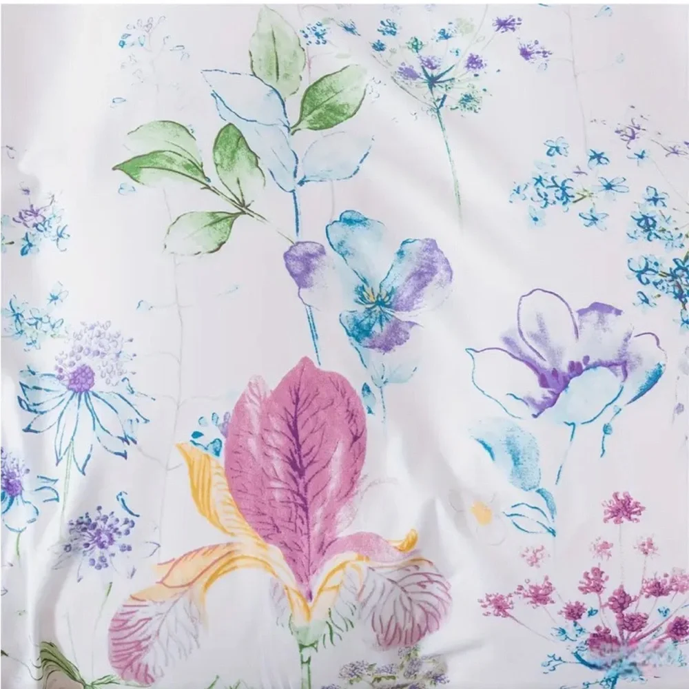 3-pc Iris Floral QUEEN Size Duvet Set with 2 Pillow Covers